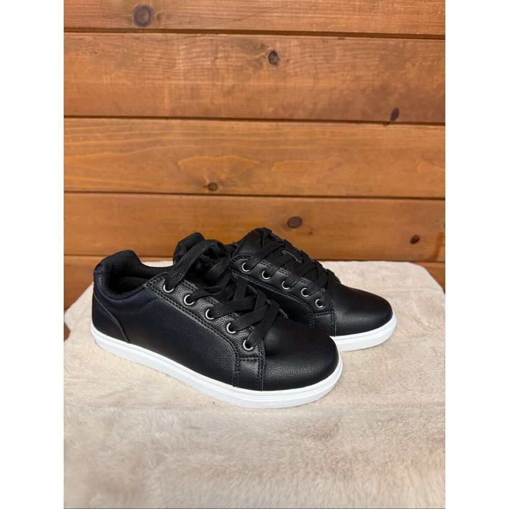 Perry Ellis Kids Portfolio sneakers black Sz 2 NIB